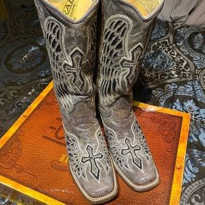 Corral cowgirl boots